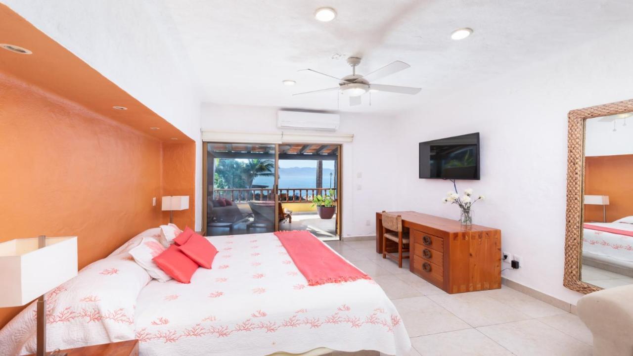 Los Tules Ocean Front Condo ,With Amazing Ocean View By Kivoya ปูแอร์โตบาญาร์ตา ภายนอก รูปภาพ